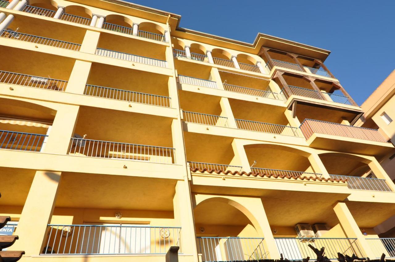 Apartamento Rnet - Stella Maris Rosas Exterior foto